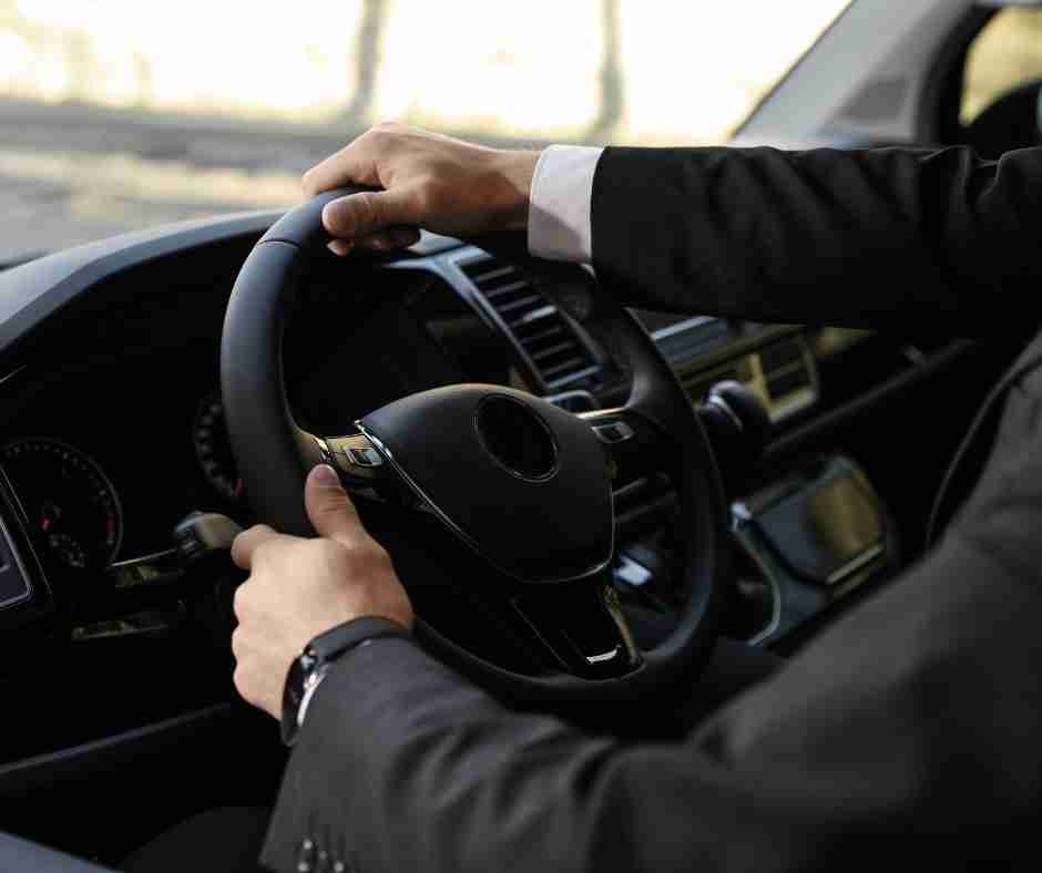 خدمة أمرني مطار الكويت: أفضل وسيلة لحجز التكسي